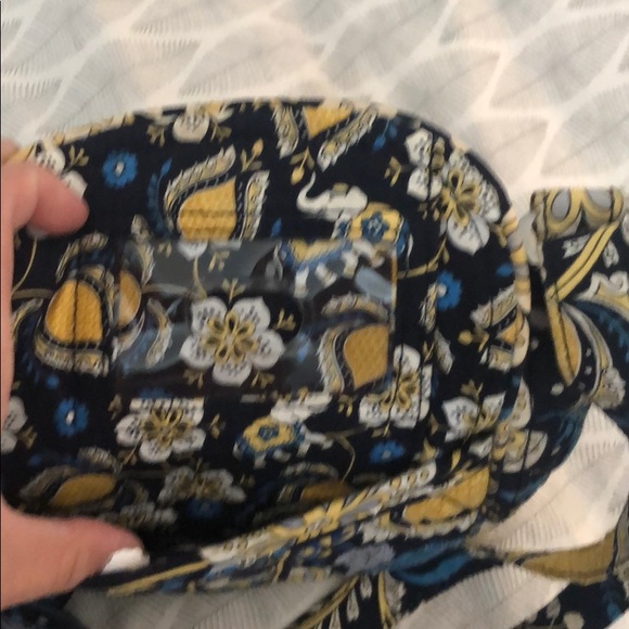 Vera Bradley crossbody purse - Picture 5 of 6